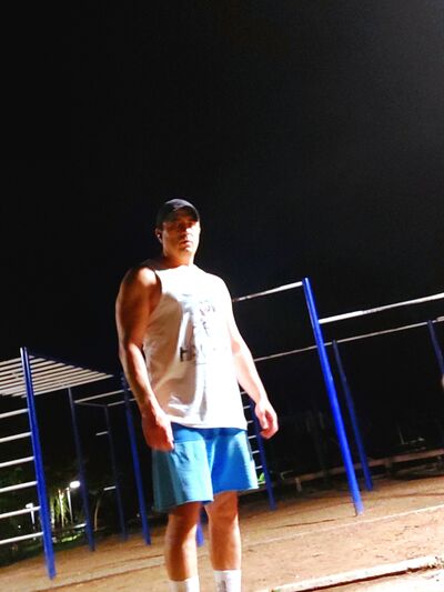  ,   Victor, 43 ,   ,   
