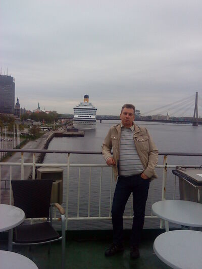  ,   George, 60 ,   