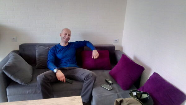  ,   Ilia, 40 ,   ,   , c 