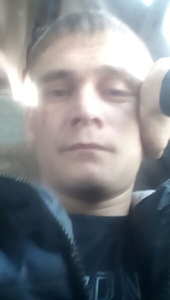  ,   Aleksandr, 32 ,   