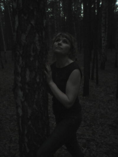 ,   Olia, 44 ,  