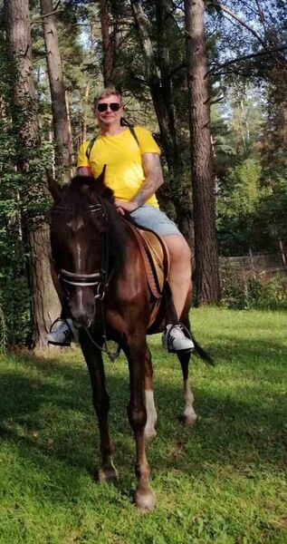  Ashqelon,   , 49 ,   c 