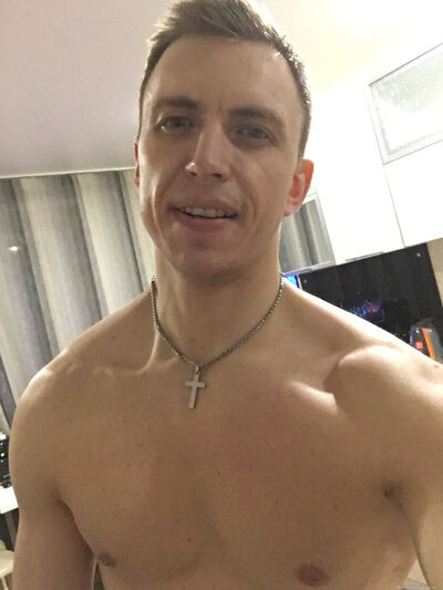  ,   Artem, 40 ,   ,   , c 