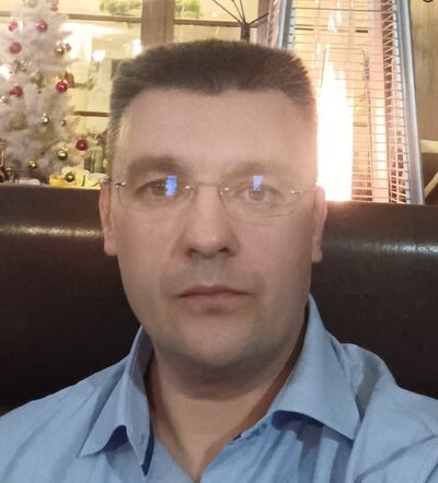  ,   Vik, 46 ,   ,   