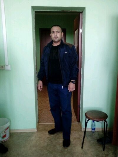  ,   Alik, 42 ,   ,   