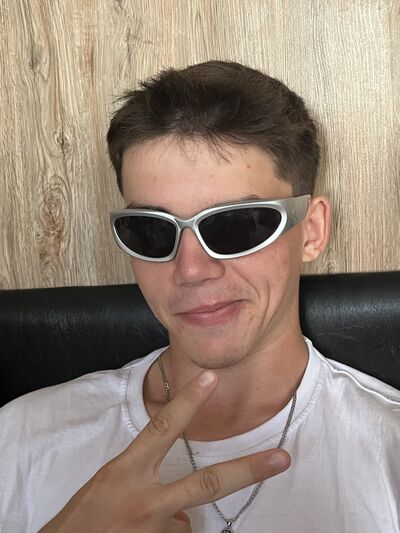  ,   Vanya, 20 ,   ,   , c , 