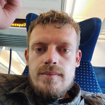  ,   Elvis, 32 ,   ,   