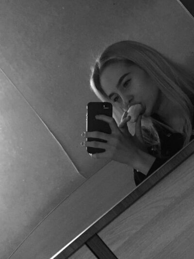  ,   Adelina, 22 ,   ,   , 