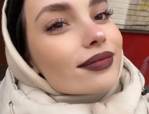   ,   Anyta, 22 ,   ,   