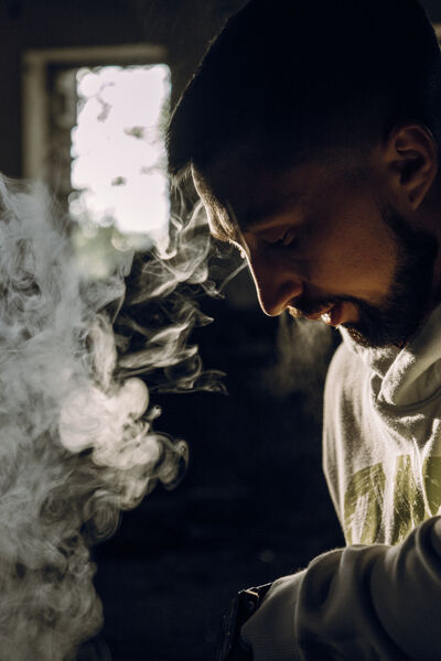  ,   Viktor, 32 ,   ,   , c , 