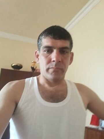  18715573  Hovo, 37 ,    