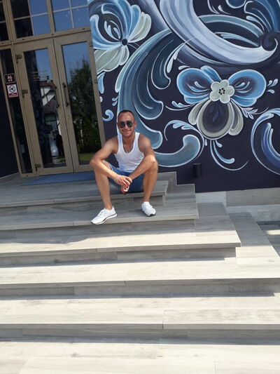  ,   Kostea, 37 ,   , c , 