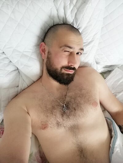  ,   Gigi, 35 ,   ,   