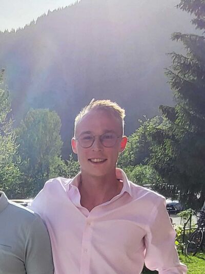  Annemasse,   , 27 ,     , c 