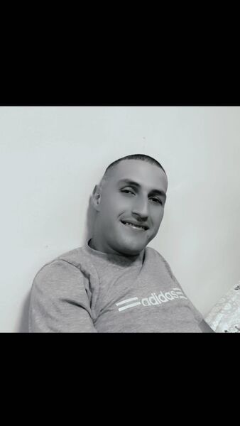  -,   Edgar, 32 ,   ,   