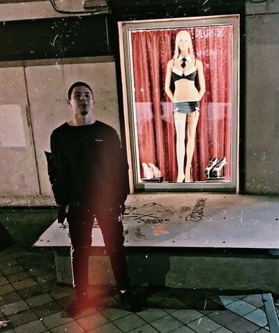  ,   , 28 ,   ,   