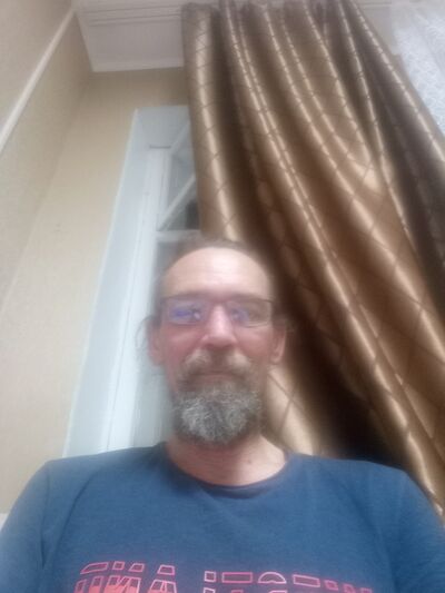  ,   Oleg, 49 ,   ,   