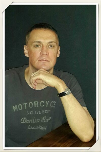  ,   Valentin, 43 ,   ,   
