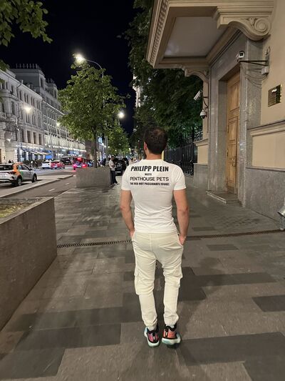  ,   Ruslan, 43 ,   ,   