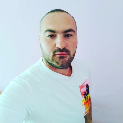  Andrychow,   Giorgi, 32 ,   ,   