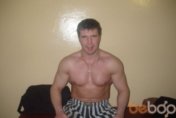  ,   Viktor, 47 ,   