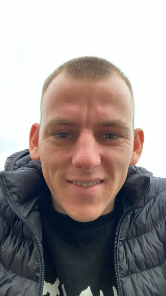  ,   Ivan, 28 ,   ,   