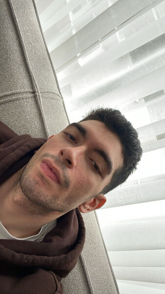  ,   Nico, 22 ,   ,   