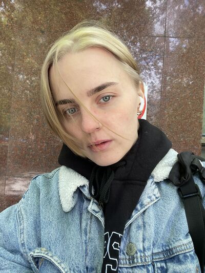  ,   Vlada, 26 ,   