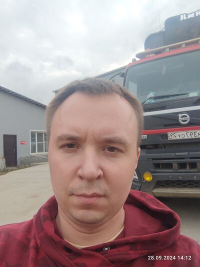  ,   Maxim, 37 ,     , c 