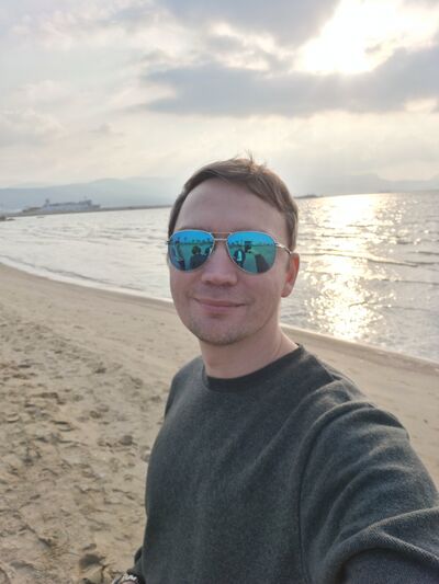  ,   Mikhail, 38 ,   ,   , 