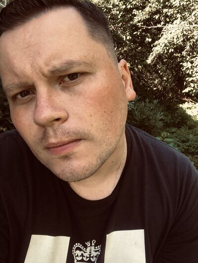  ,   Artem, 40 ,   ,   