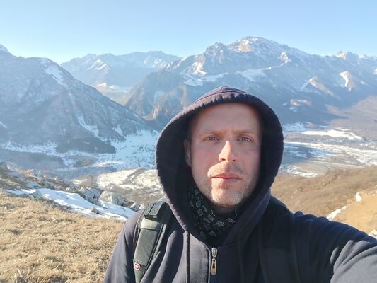  ,   Maxim, 41 ,     , c 