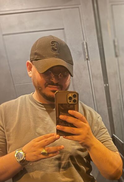  ,   Karem, 44 ,   ,   