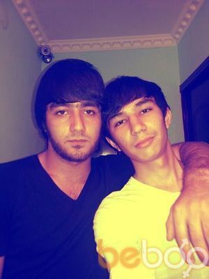  ,   Azam, 32 ,   ,   , c 