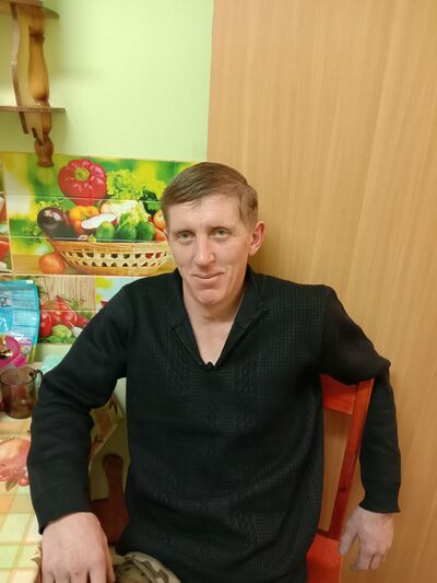  ,   Artem, 37 ,   ,   