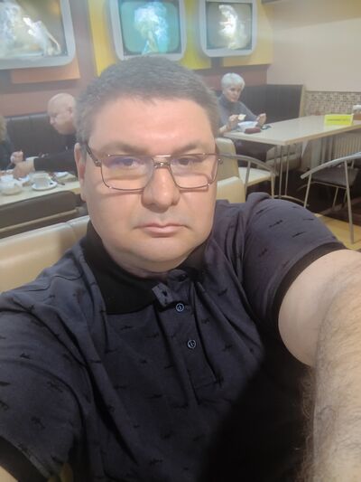  ,   M, 48 ,   c 