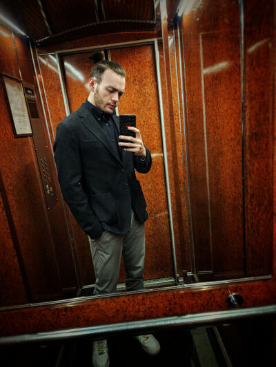  -,   Vladimir, 25 ,   ,   