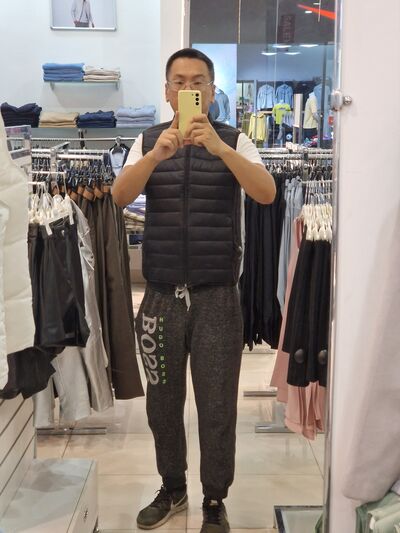  ,   Maks, 37 ,   ,   
