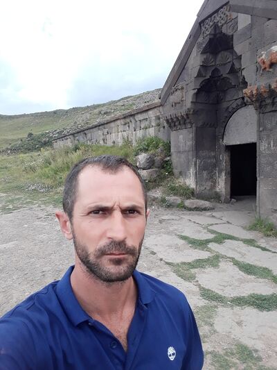  ,   Robert, 44 ,   ,   , c 