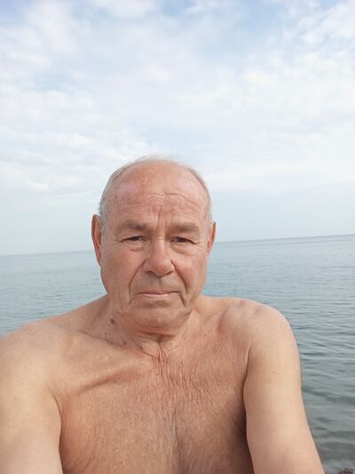  ,   Petr, 72 ,   ,   
