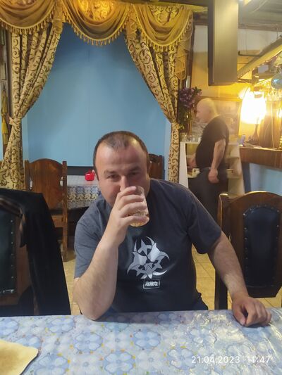  ,   Magomedia, 44 ,   ,   