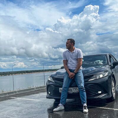  ,   Anton, 31 ,  