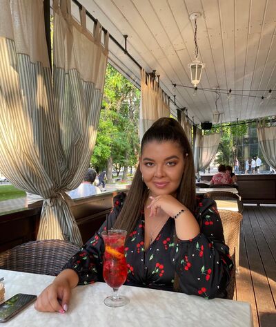   ,   Emi, 27 ,   ,   