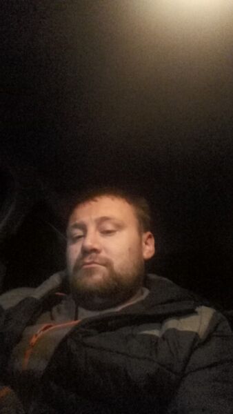  ,   Viktor, 36 ,   ,   , c 