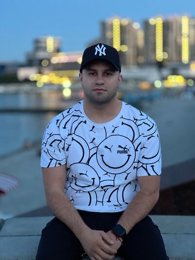  ,   Boris, 32 ,   ,   