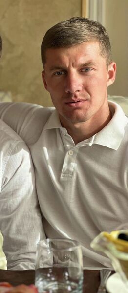  --,   David, 32 ,     