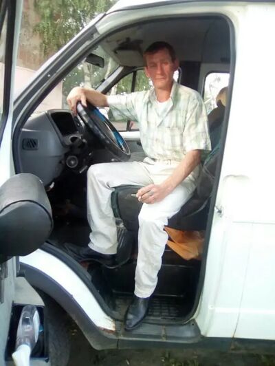  ,   Zhenya, 45 ,   ,   
