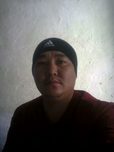  ,   Djoni, 40 ,   ,   , c , 