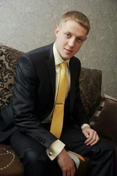  28121023  Mark, 36 ,    