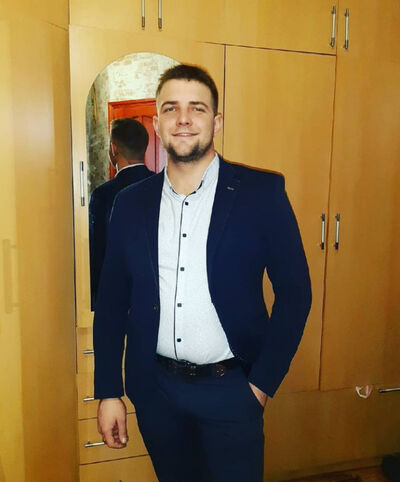  ,   Alex, 28 ,   ,   